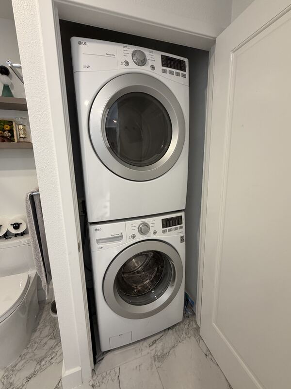 In-unit laundry